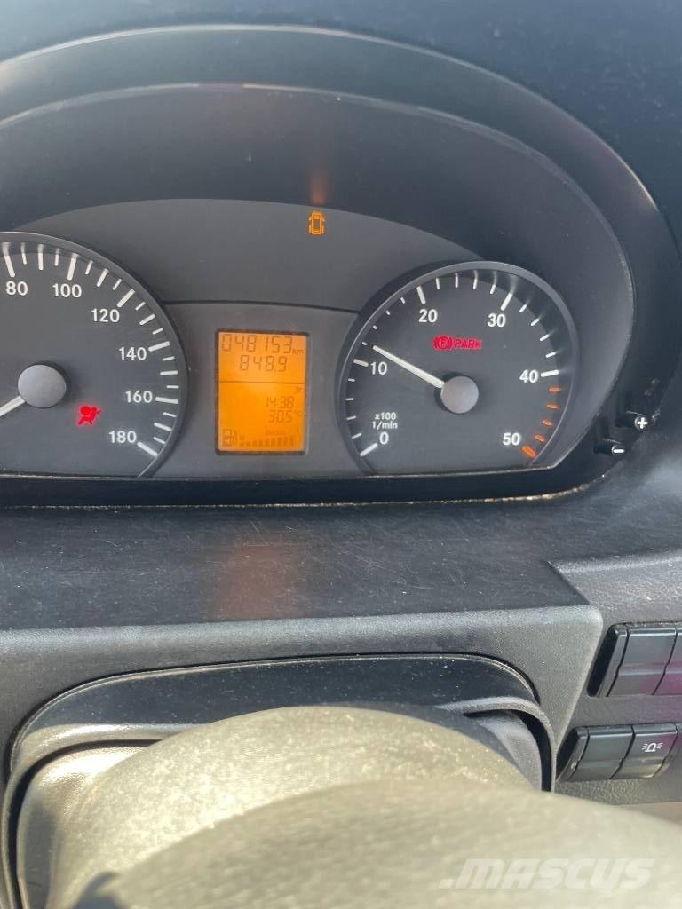 Palfinger P 220 B Camion nacelle