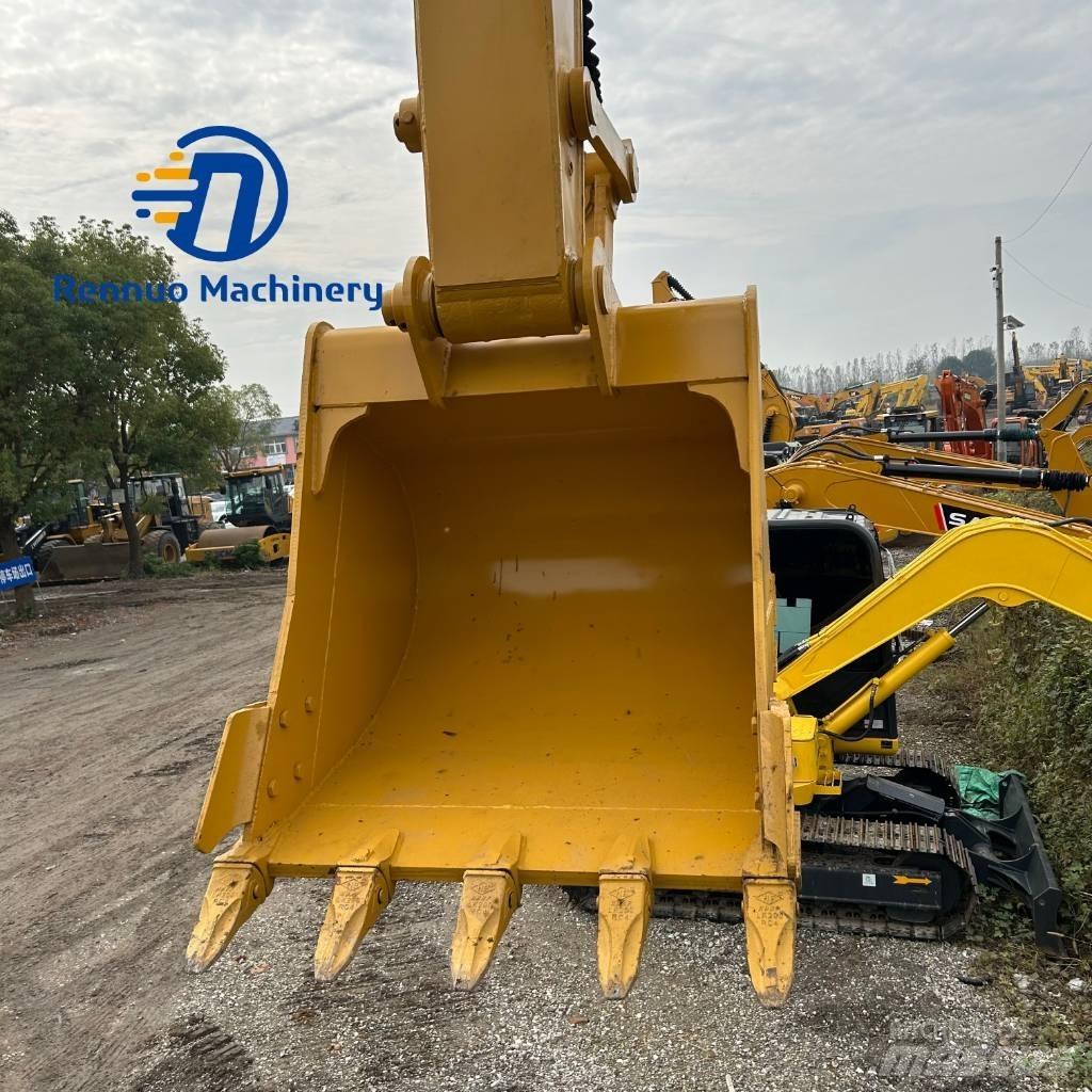 CAT 320D2 Pelle sur chenilles