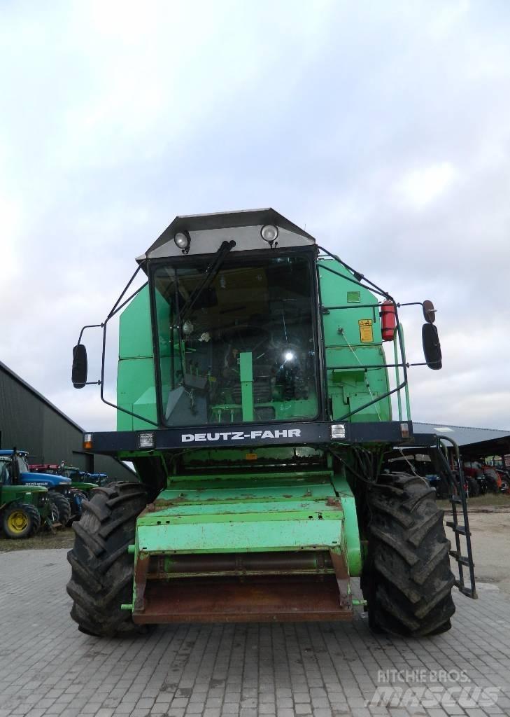 Deutz-Fahr M36.30 Moissonneuse batteuse