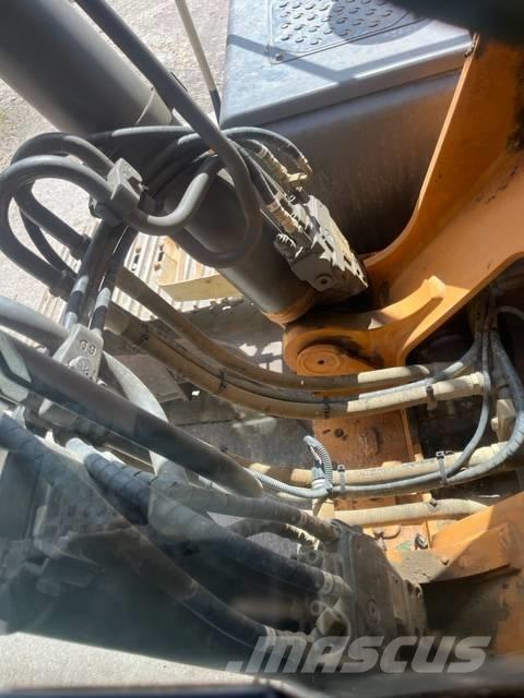 CASE CX 210 C Pelle sur chenilles