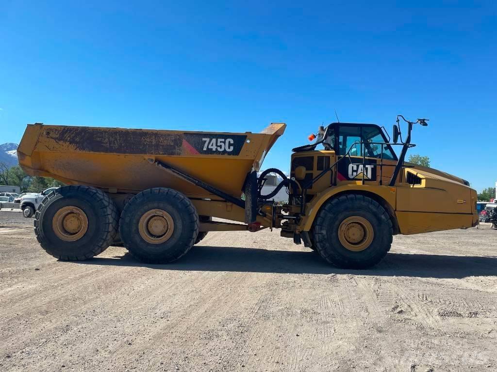 CAT 745 C Tombereau articulé