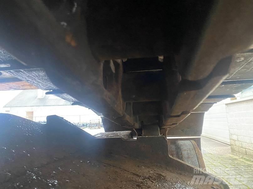 Hitachi ZX 160 LC Pelle sur chenilles