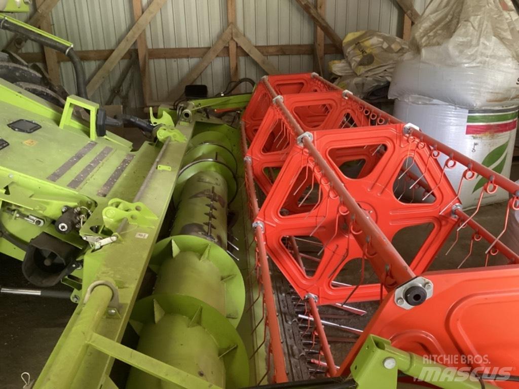 CLAAS Avero 160 Moissonneuse batteuse