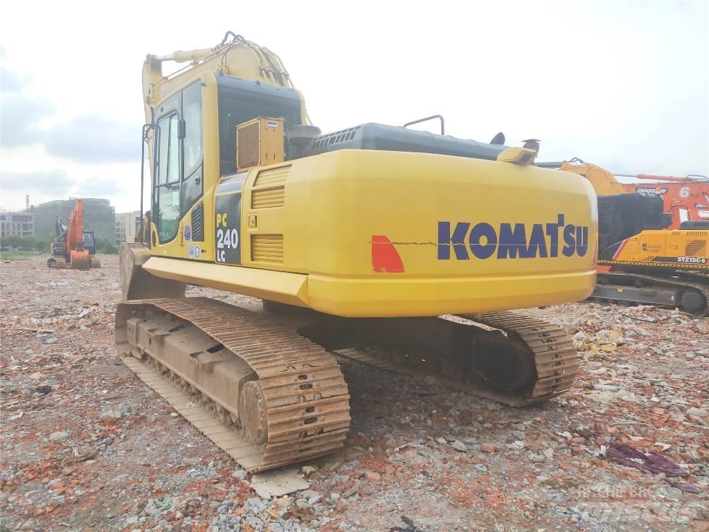 Komatsu PC 240LC-8 Pelle sur chenilles