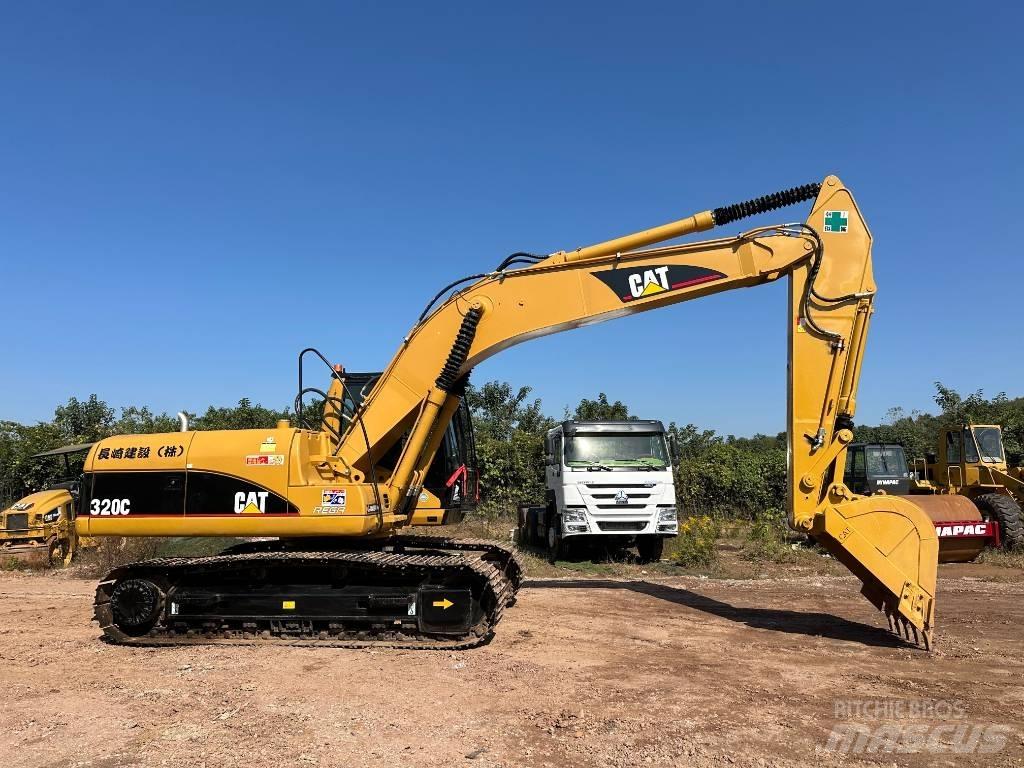 CAT 320 C Pelle sur chenilles
