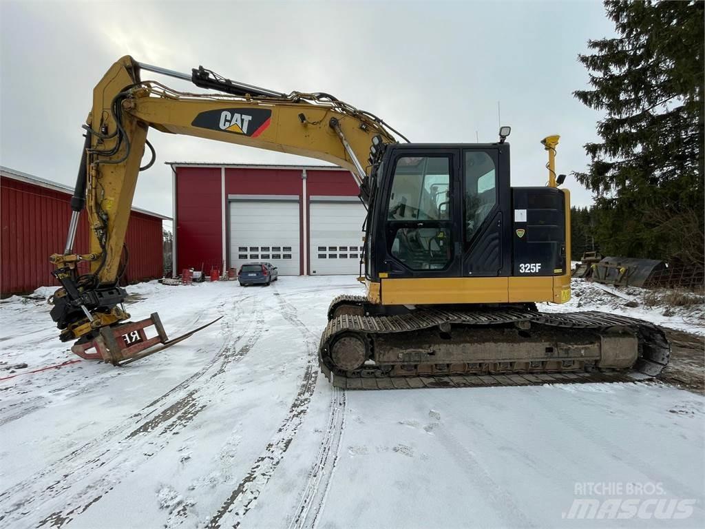 CAT 325 F LCR Pelle sur chenilles