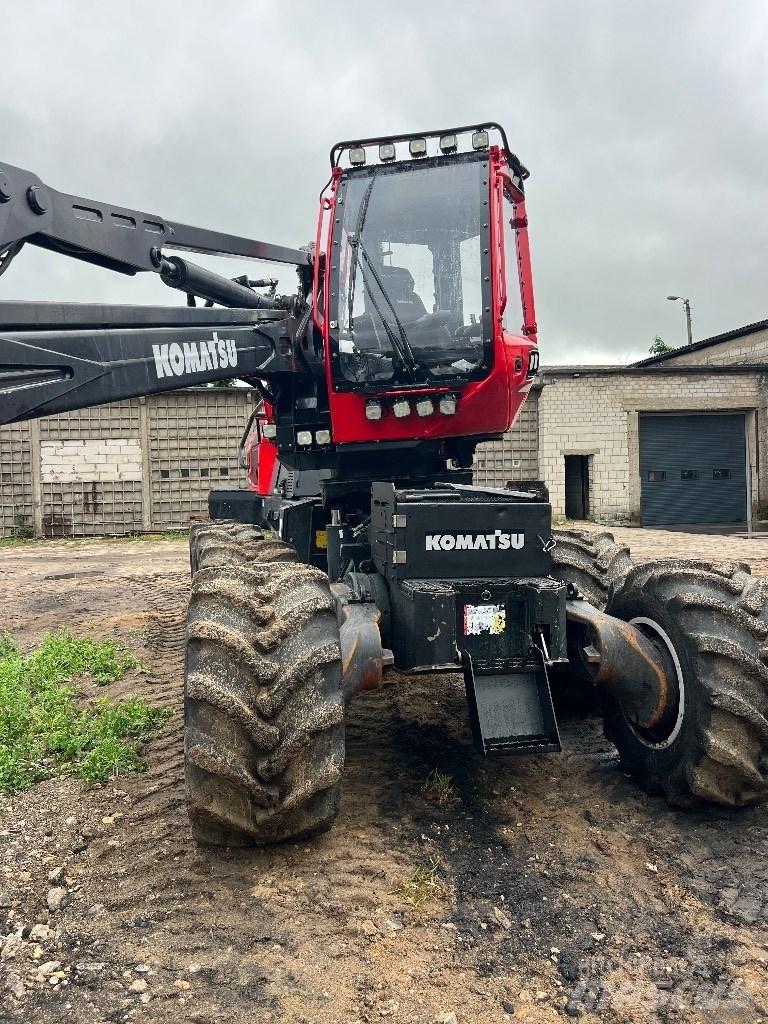 Komatsu 901 XC Abatteuse