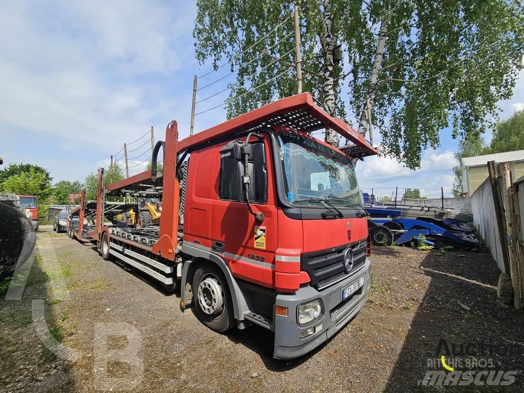 Mercedes-Benz 1836 Camion porte engin