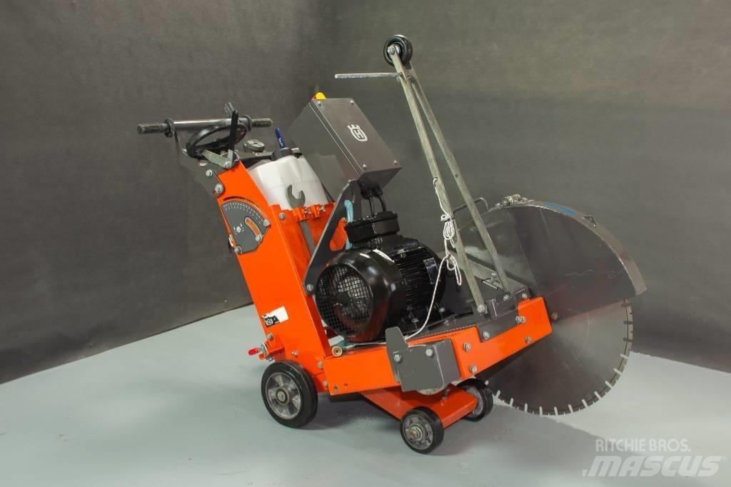 Husqvarna FS600E Scie à roche et béton