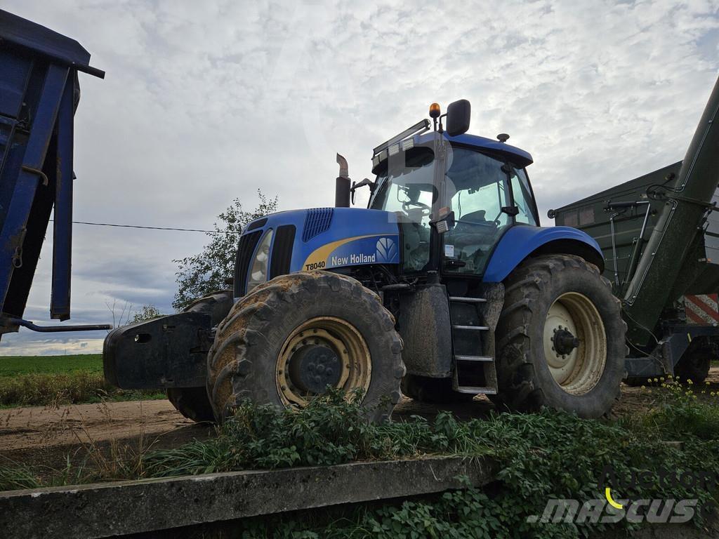 New Holland T 8040 Tracteur