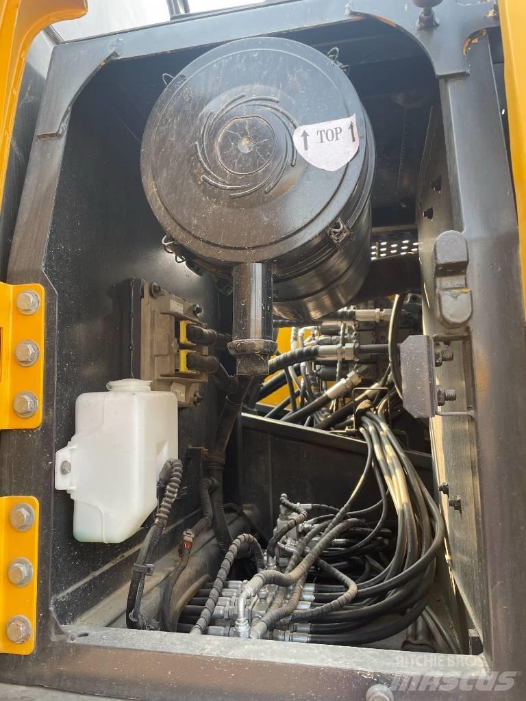 Volvo EC 210 Pelle sur chenilles