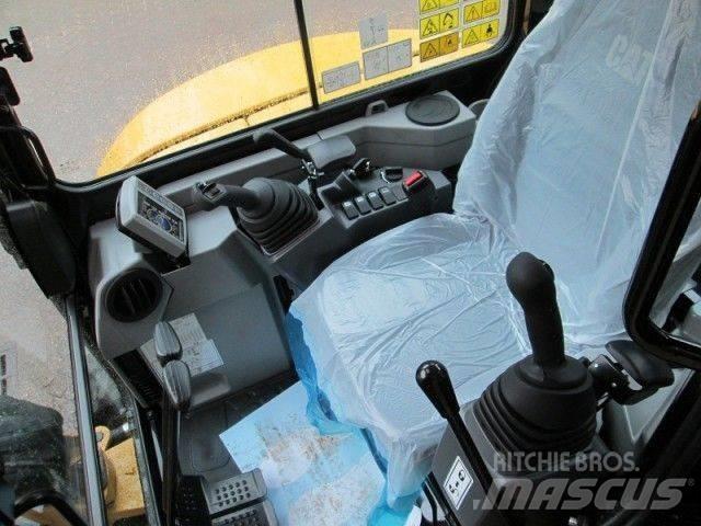 CAT 303.5 Mini pelle < 7t