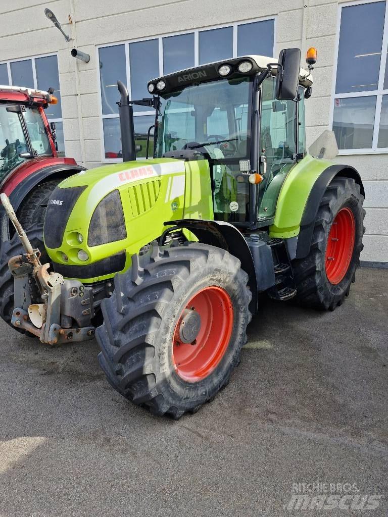 CLAAS Arion 640 Tracteur