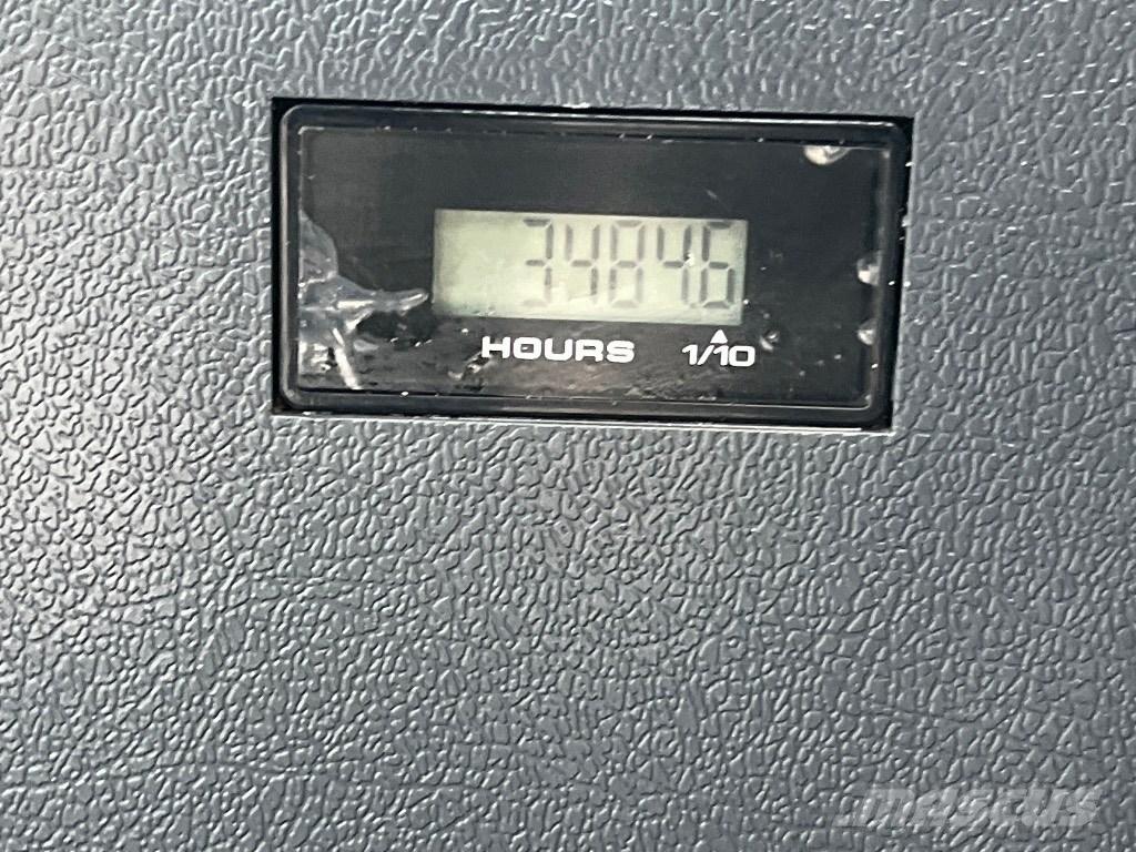 Hyundai HX 210 AL Pelle sur chenilles