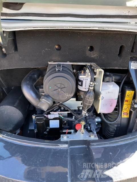 Bobcat E 35z Mini pelle < 7t