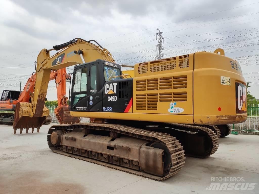 CAT 349 D Pelle sur chenilles