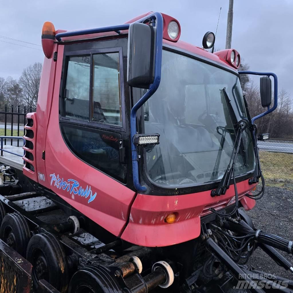 Kässbohrer PB 300 Dameuse