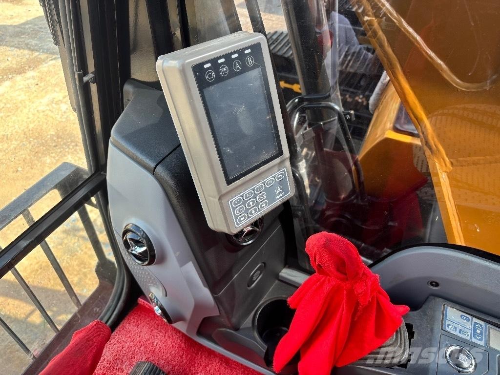 Sany SY 135 C Pelle sur chenilles