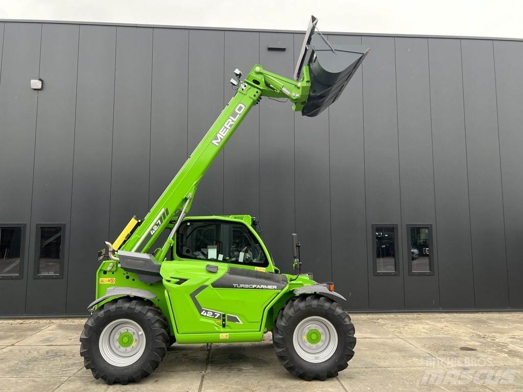 Merlo TF42.7TT-136 Chariot télescopique