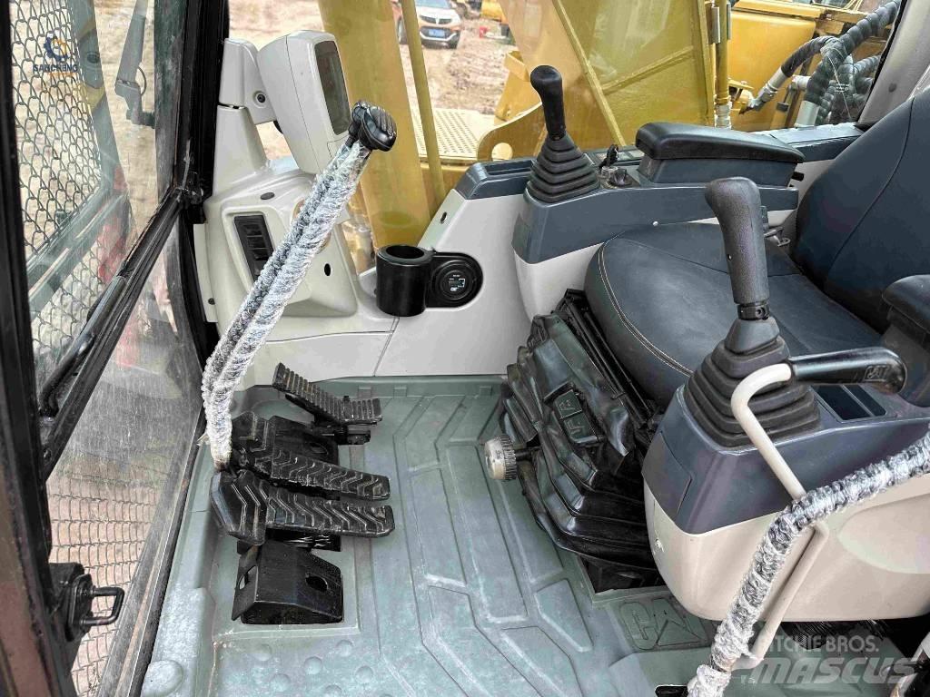 CAT 320 C L Pelle sur chenilles