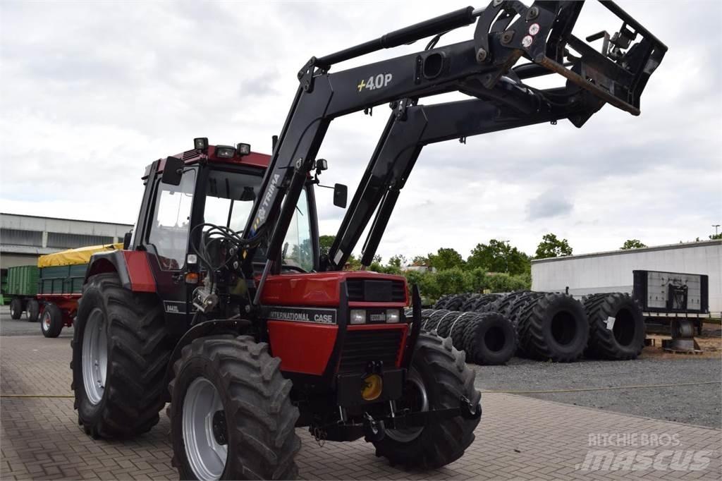 Case IH 844 A/S Tracteur