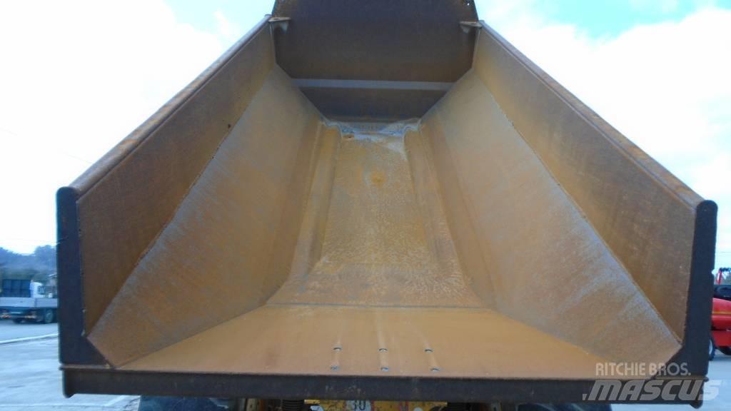 Volvo A 25 E Tombereau articulé