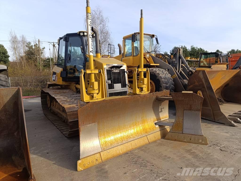 CAT D 6 K LGP Bouteurs sur chenilles