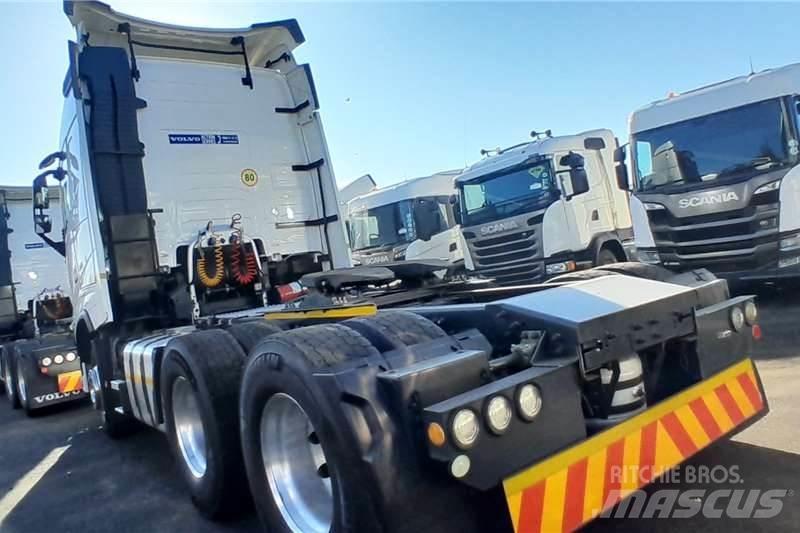 Volvo FH 440 Autre camion