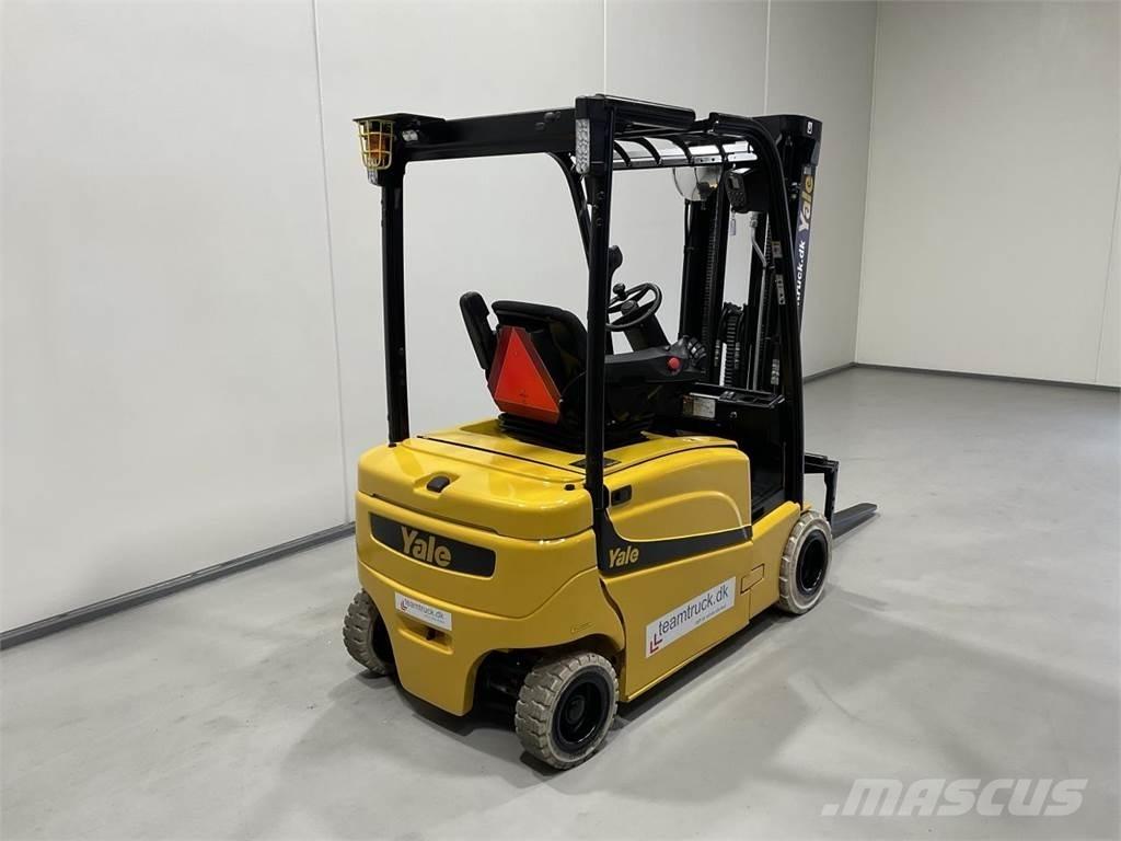 Yale ERP18VF Chariots élévateurs électriques
