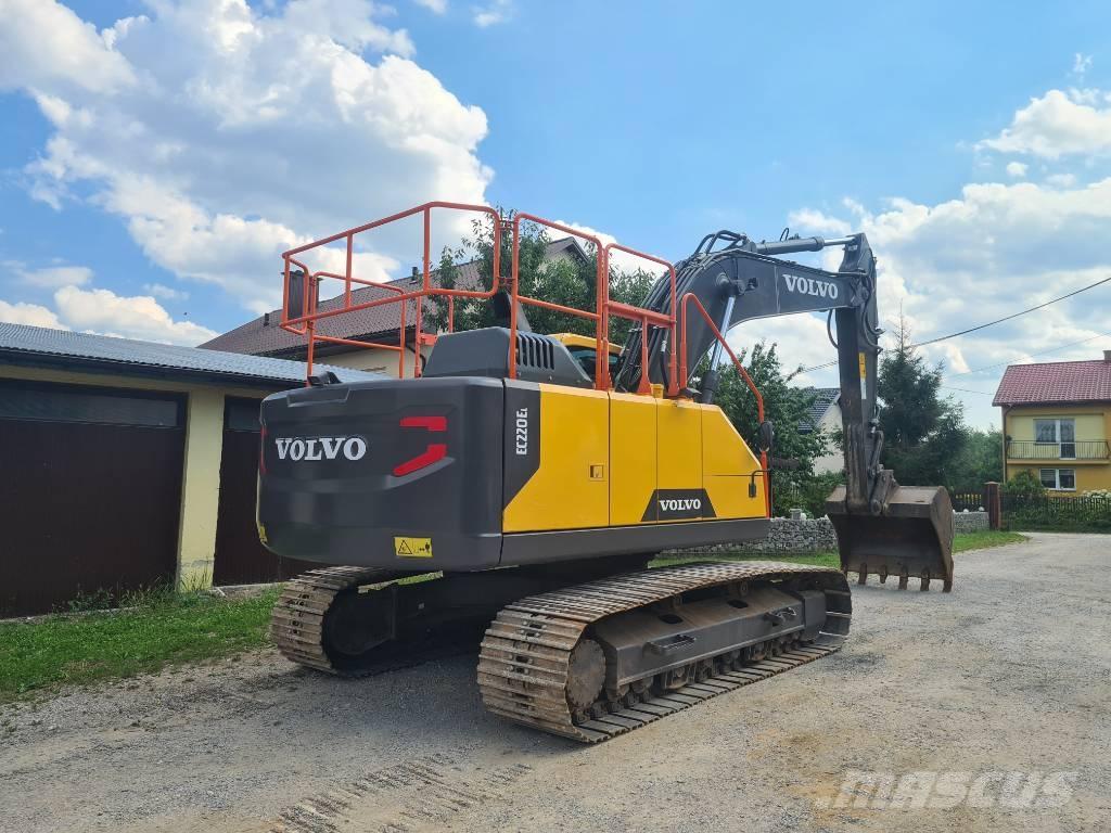 Volvo EC 220 E Pelle sur chenilles