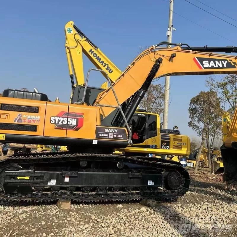 Sany SY 235 Pelle sur chenilles