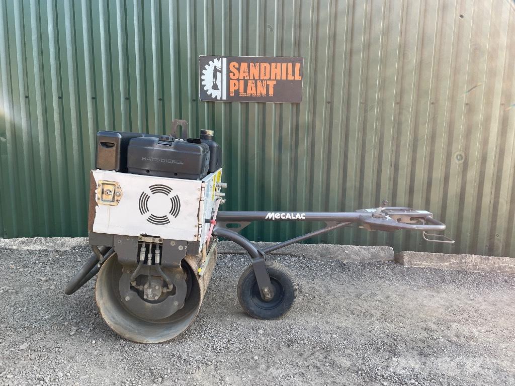 Mecalac MBR 71 Rouleaux monocylindre