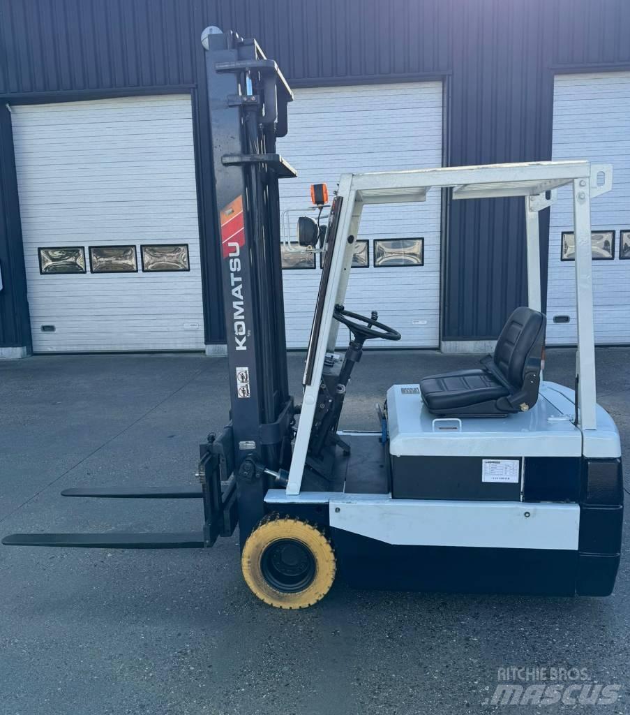 Komatsu FB 18 M-2 Chariots élévateurs électriques