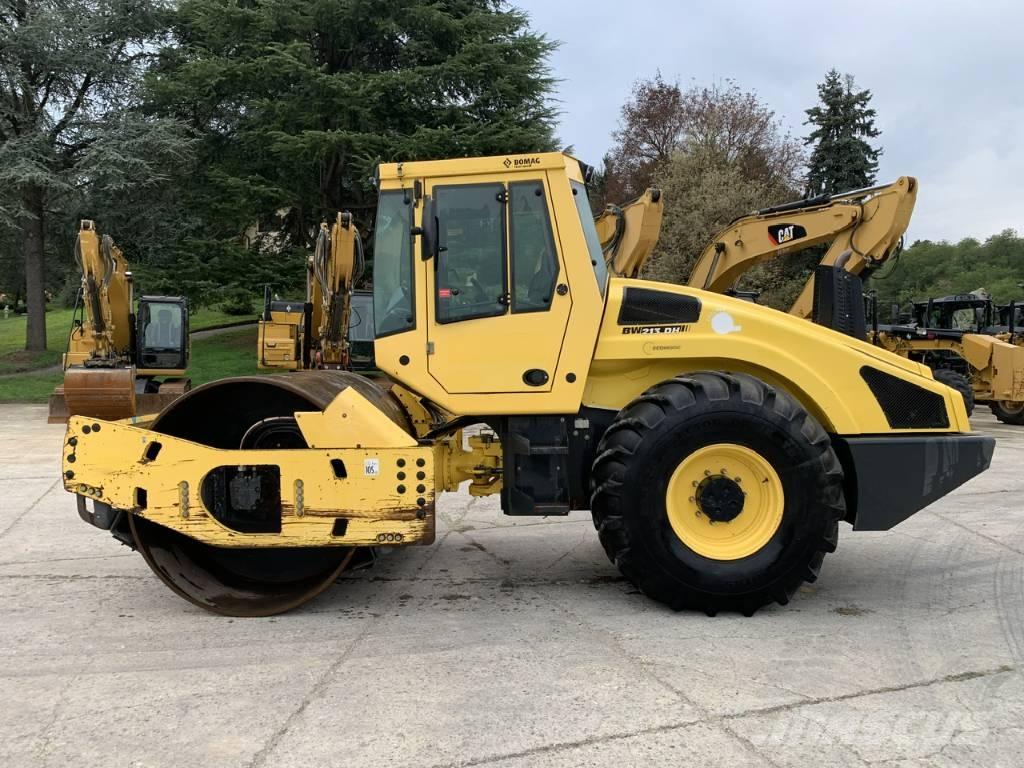 Bomag BW 213 D H-4 i Compacteur de sol
