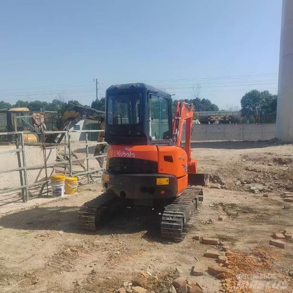 Kubota U 27 Mini pelle < 7t