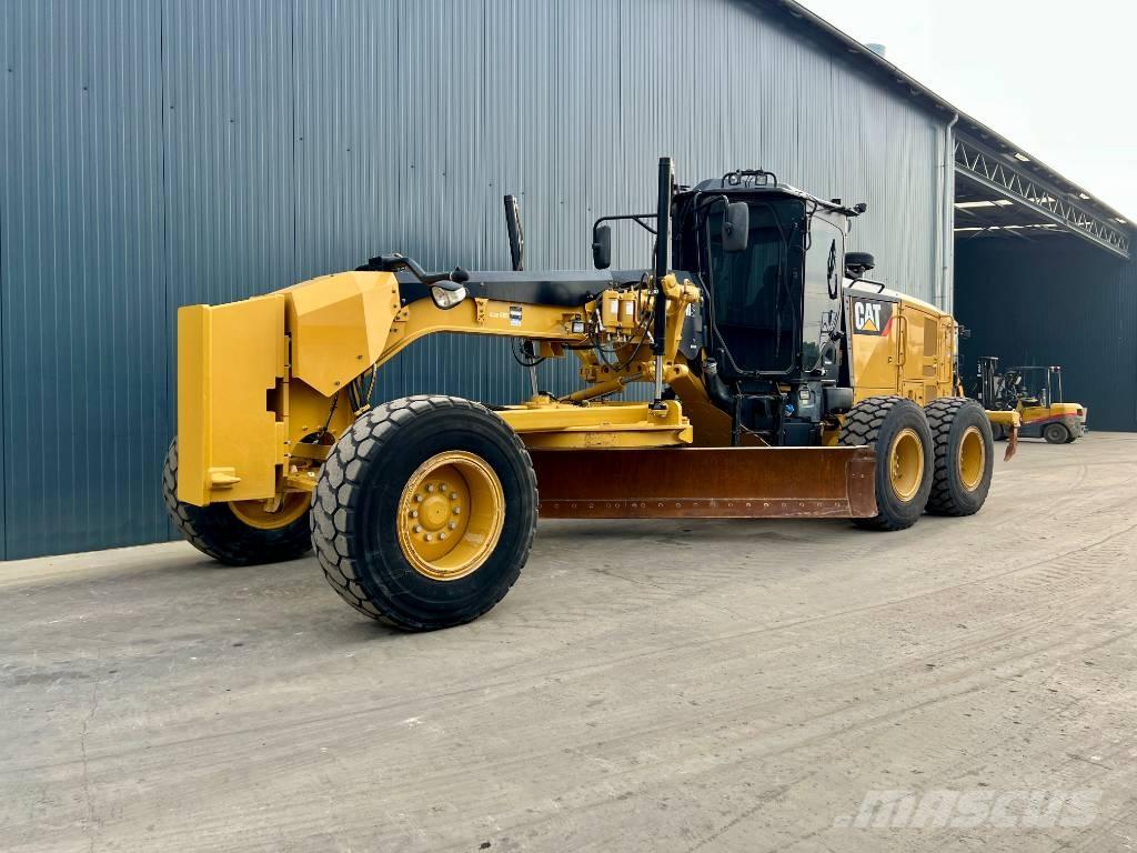 CAT 140M3 Niveleuse