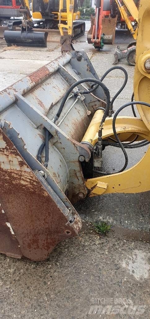 CAT 906M Chargeuse sur pneus