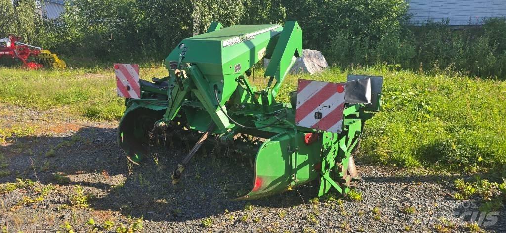 John Deere 131 Faucheuse-conditionneuse