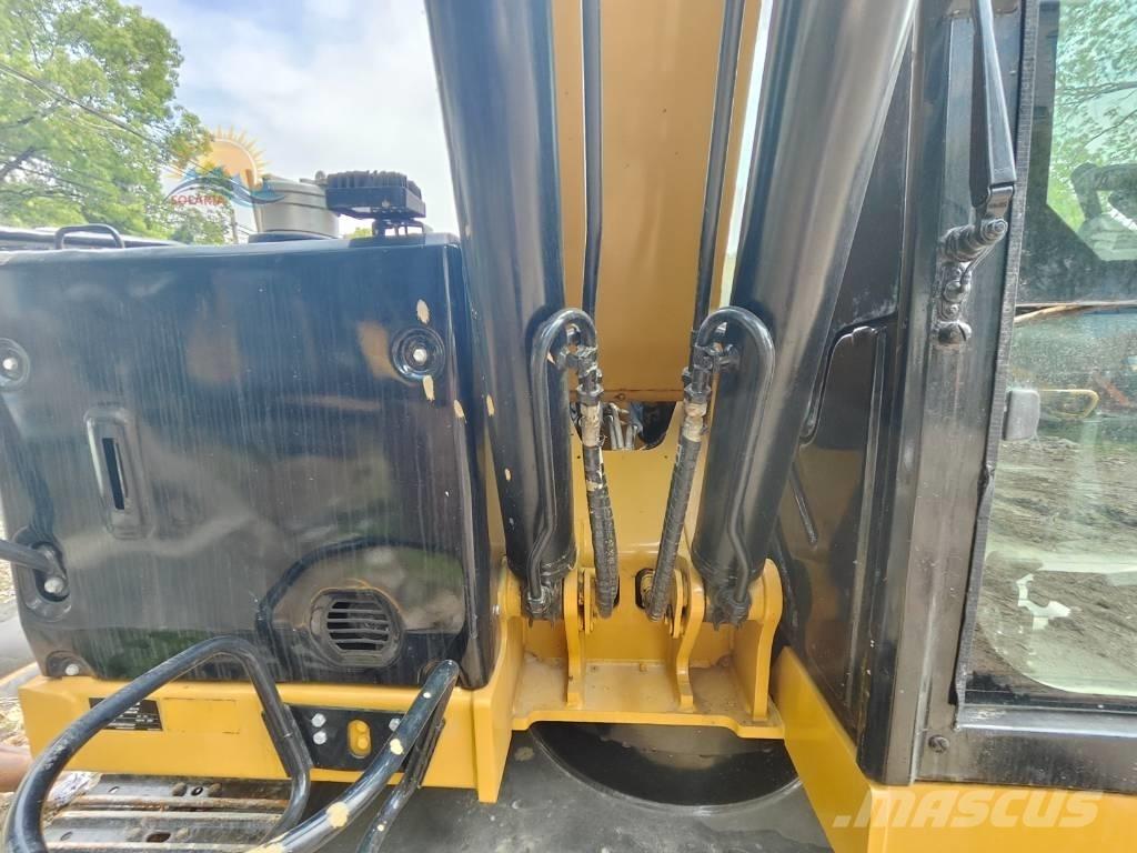 CAT 310 Pelle sur chenilles