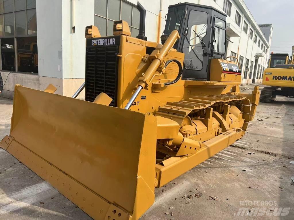 CAT D6G Bouteurs sur chenilles