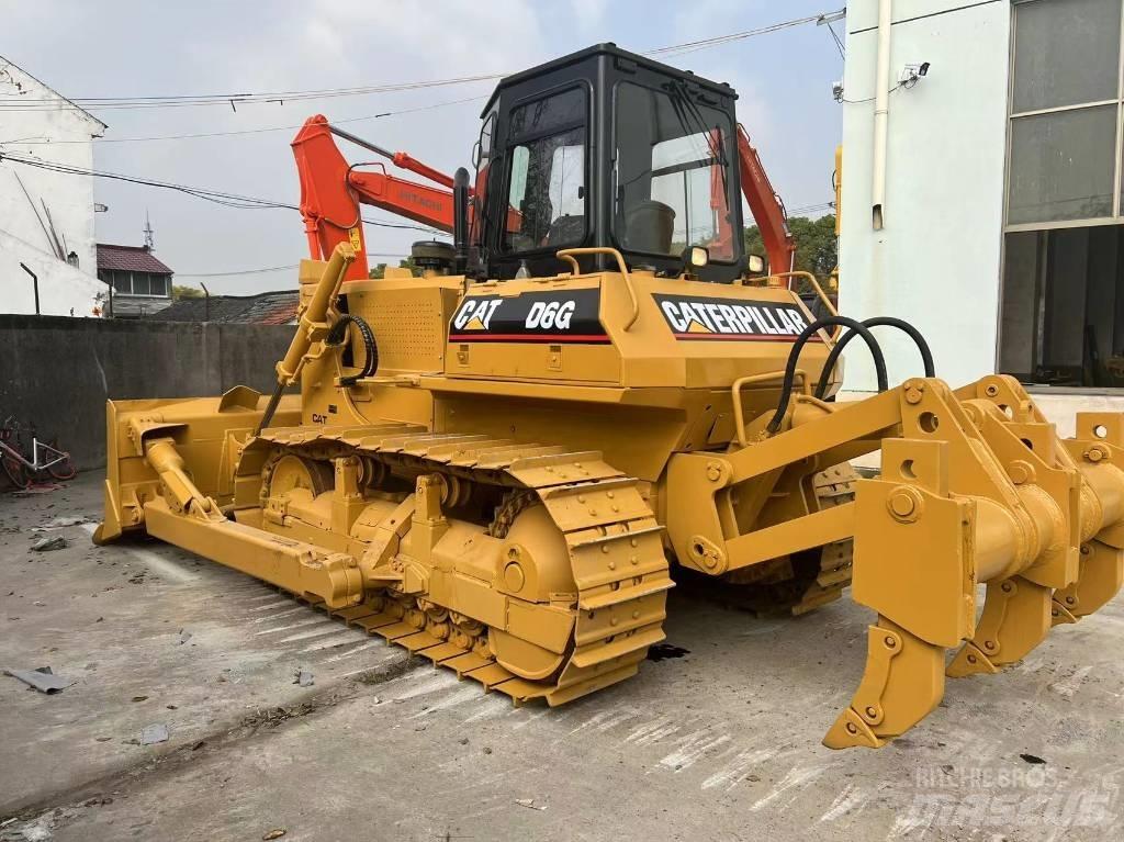 CAT D6G Bouteurs sur chenilles