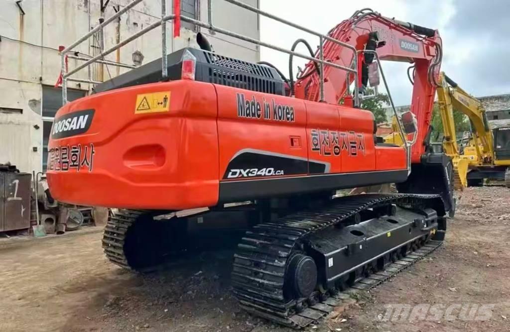 Doosan DX 340 Pelle sur chenilles