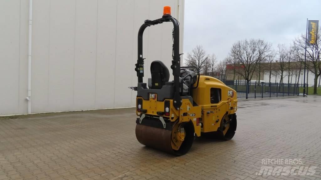 CAT CB2.5 GC Rouleaux tandem