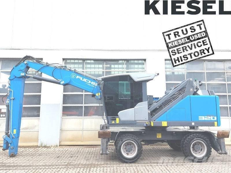 Fuchs MHL 320 F Pelle à déchets
