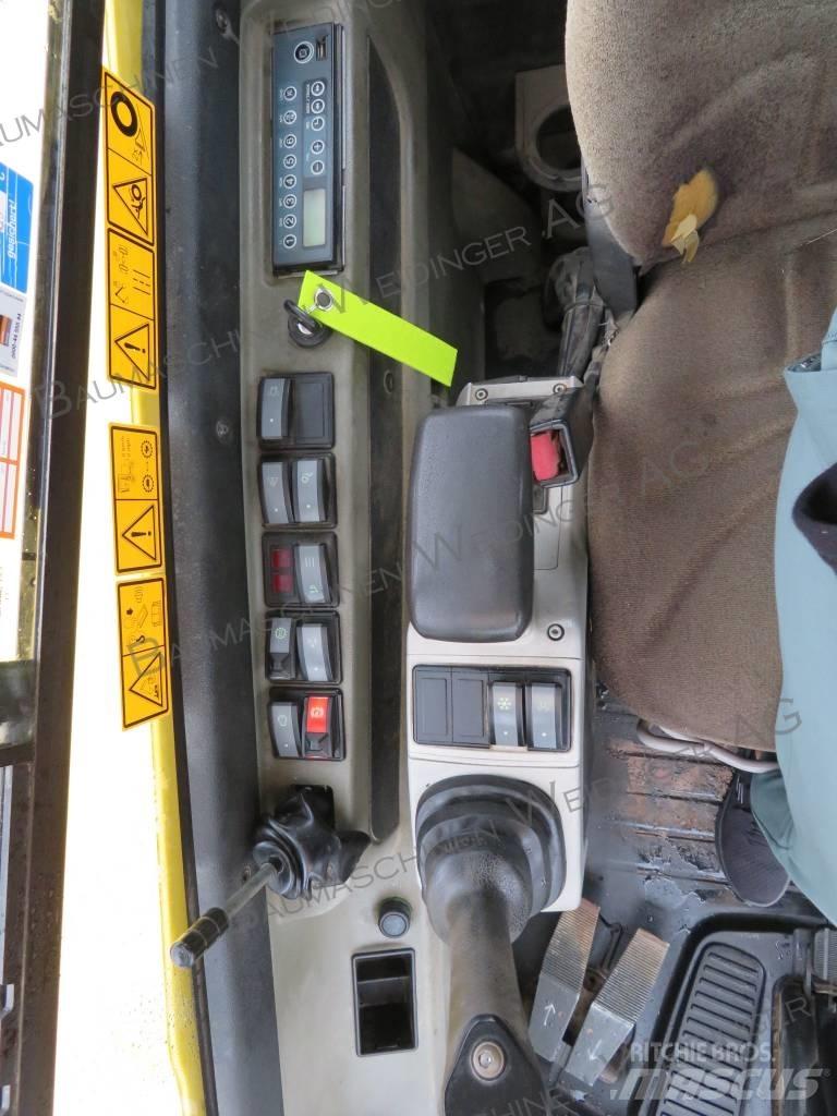 Wacker Neuson 6503 Pelle sur pneus