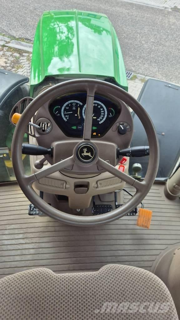 John Deere 6210 R Tracteur