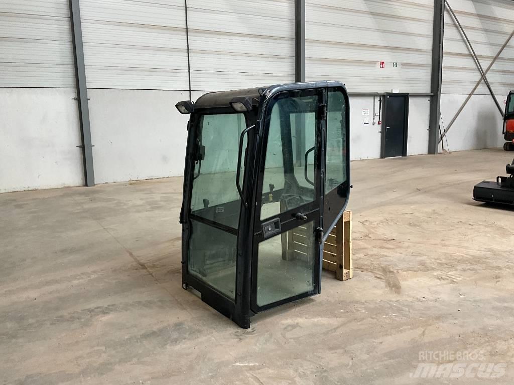 Kubota U 27-4 Cabine