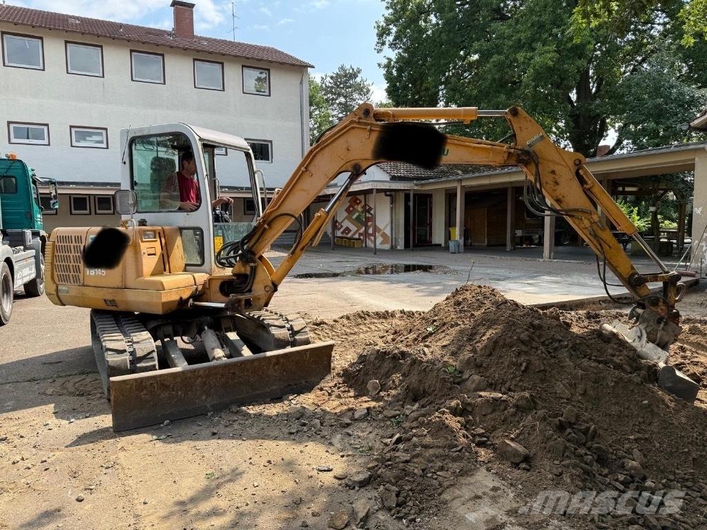 Takeuchi TB 145 Mini pelle < 7t