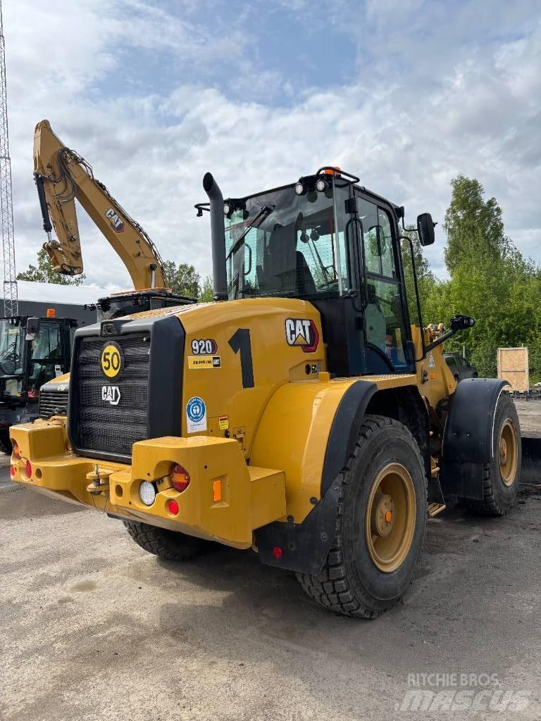 CAT 920 Chargeuse sur pneus