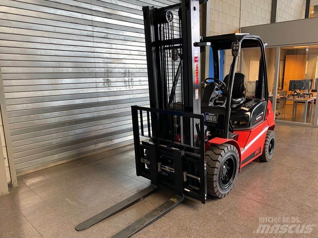 Manitou MI 30 D Chariots diesel